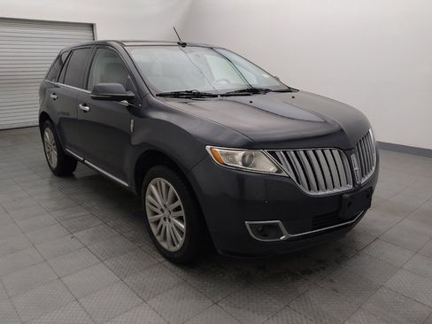 Used 2013 Lincoln MKX FWD image 13