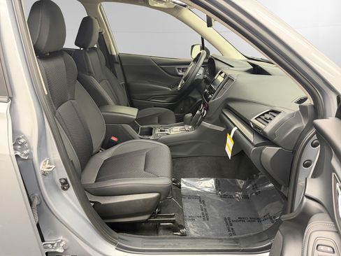 Used 2022 Subaru Forester Premium AWD/4WD image 15