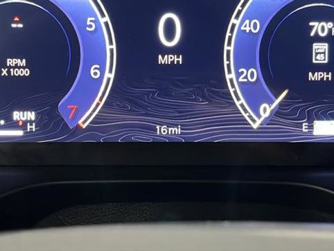 New 2026 Jeep Grand Cherokee L Limited w/ Limited Altitude Package AWD/4WD image 10