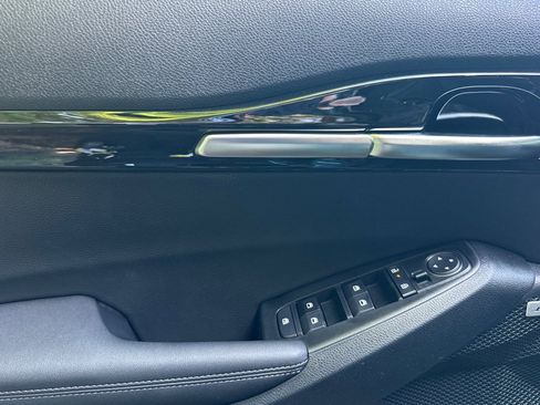 New 2026 Kia Seltos SX w/ SX Sunroof Package image 7