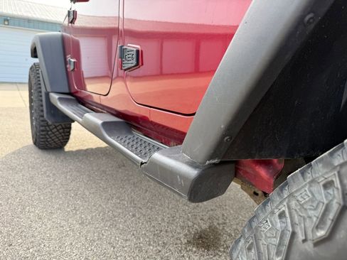 Used 2012 Jeep Wrangler Unlimited Sport image 13