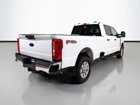 Used 2024 Ford F350 XLT w/ FX4 Off-Road Package AWD/4WD image 9