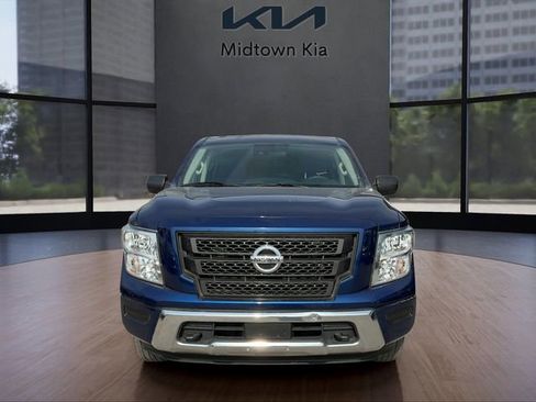 Used 2022 Nissan Titan SV image 8