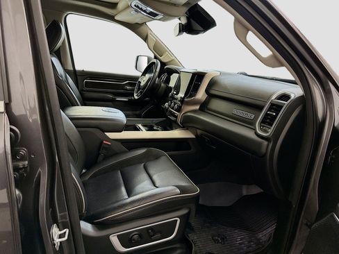 Used 2022 RAM 1500 Laramie image 32