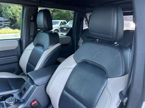 Used 2024 Ford Bronco Wildtrak image 22