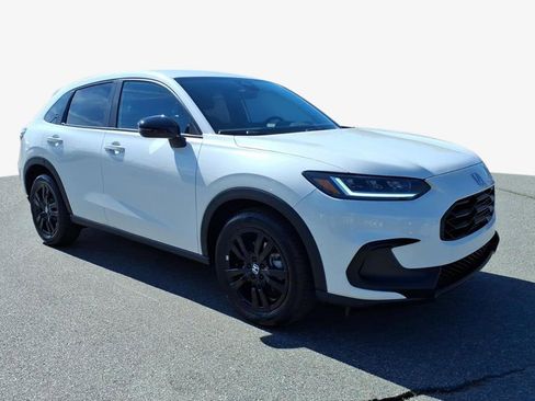 New 2026 Honda HR-V Sport image 2