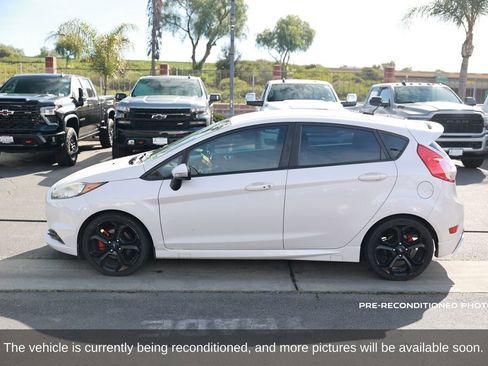 Used 2018 Ford Fiesta ST image 2