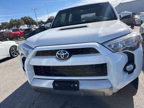 Used 2019 Toyota 4Runner TRD Off-Road Premium image 2