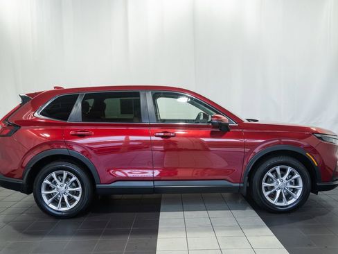 Used 2025 Honda CR-V EX-L image 3
