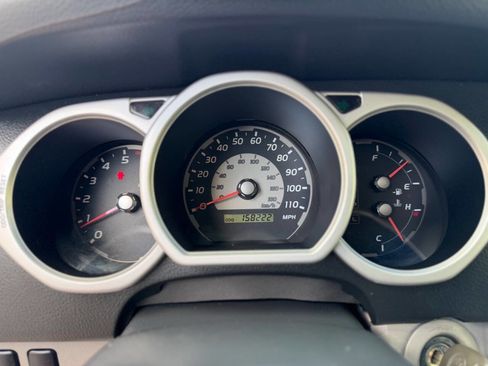 Used 2005 Toyota 4Runner SR5 image 13