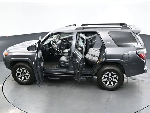 Used 2021 Toyota 4Runner TRD Off-Road Premium w/ Moonroof Package AWD/4WD image 41