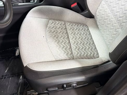 Used 2023 Chevrolet Equinox LS FWD image 19