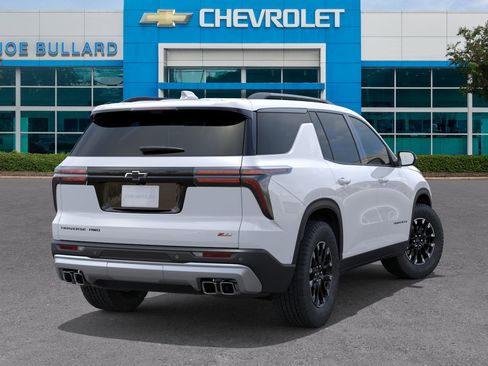 New 2026 Chevrolet Traverse Z71 w/ Driver Confidence Package AWD/4WD image 4
