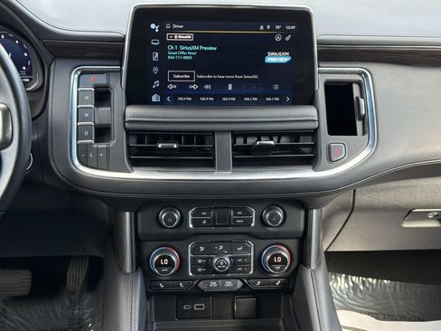 Used 2024 Chevrolet Tahoe LT RWD image 4