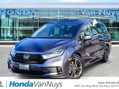 Used 2023 Honda Odyssey Elite image 1