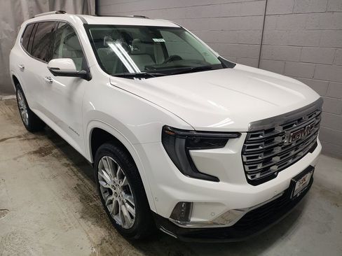 New 2026 GMC Acadia Denali w/ Super Cruise Package image 5