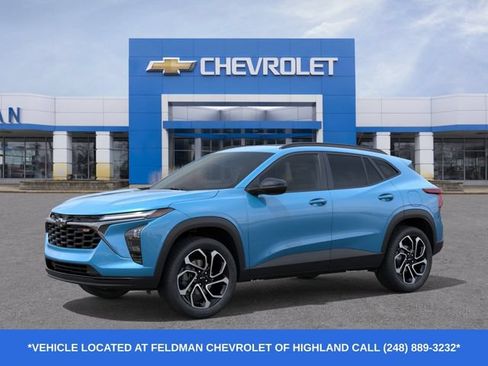 New 2026 Chevrolet Trax RS w/ Sunroof Package FWD image 2