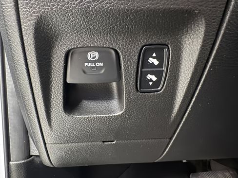 Used 2019 RAM 1500 Rebel w/ Rebel Level 2 Equipment Group AWD/4WD image 21