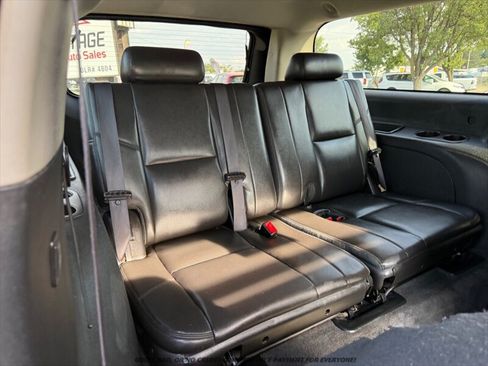 Used 2012 GMC Yukon XL Denali AWD/4WD image 18