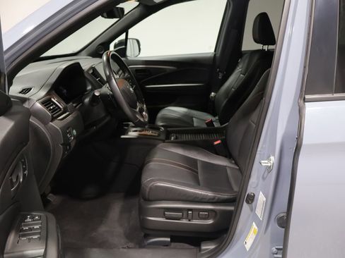 Used 2023 Honda Passport TrailSport image 12