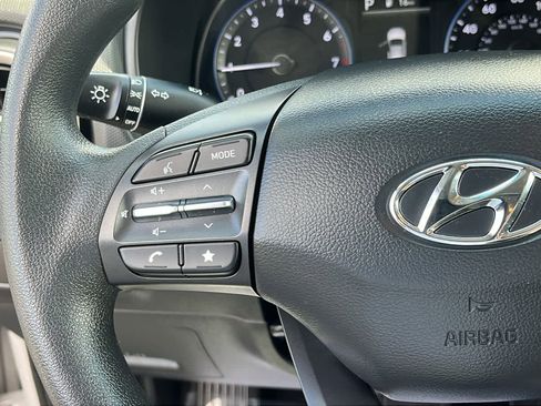 Used 2023 Hyundai Kona SEL AWD/4WD image 12