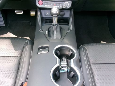 Used 2025 Ford Mustang Premium RWD image 22