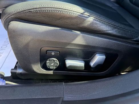 Used 2021 BMW 330i xDrive Sedan image 34