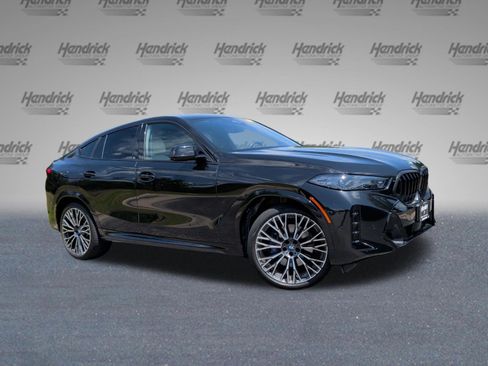 Used 2024 BMW X6 xDrive40i w/ Premium Package AWD/4WD image 2