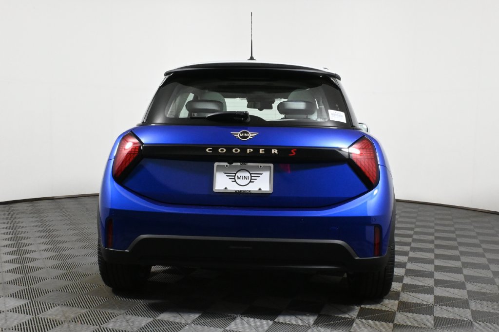 Certified 2025 MINI Cooper S FWD image 6