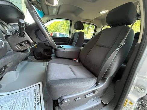 Used 2014 Chevrolet Silverado 2500 LT w/ Interior Plus Package AWD/4WD image 12
