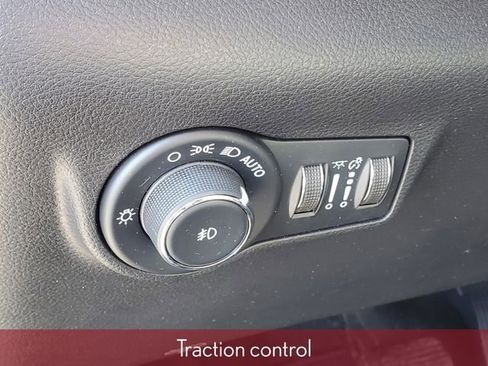 Used 2022 Jeep Compass Latitude image 16