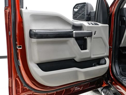 Used 2015 Ford F150 XLT w/ Equipment Group 302A Luxury RWD image 39