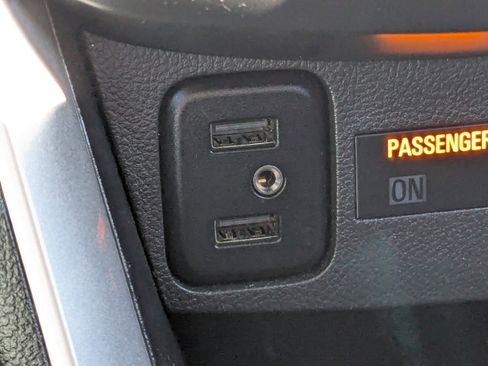 Used 2019 Chevrolet Trax LT w/ LT Convenience Package image 22