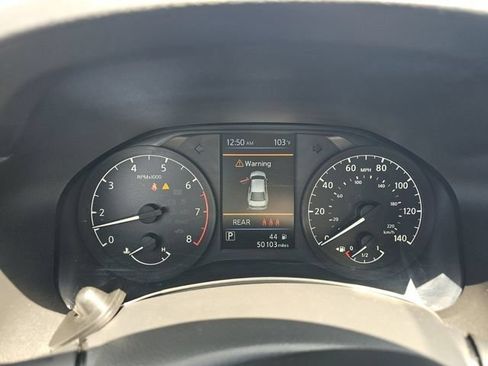 Used 2024 Nissan Altima 2.5 S FWD image 11