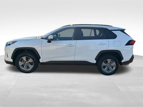 Used 2024 Toyota RAV4 XLE AWD/4WD image 2
