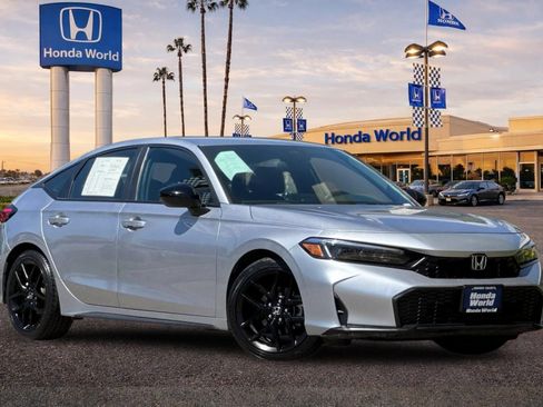 Certified 2025 Honda Civic Sport image 2