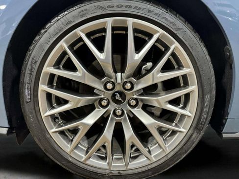 Used 2025 Ford Mustang Premium image 28