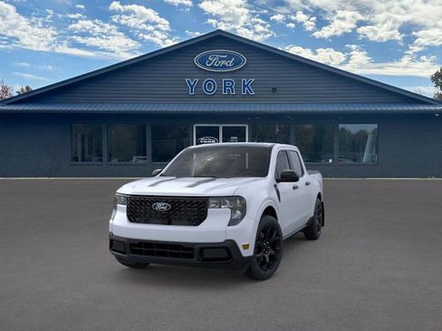 New 2025 Ford Maverick XLT w/ XLT Luxury Package image 2