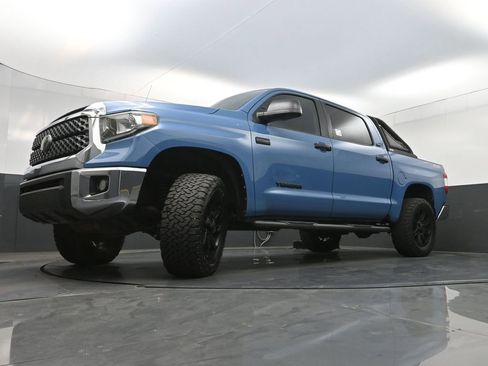 Used 2019 Toyota Tundra SR5 w/ SR5 Upgrade Package image 24