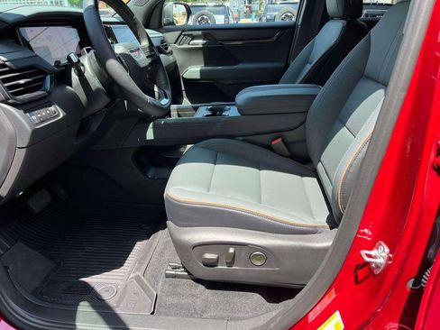New 2026 GMC Acadia AT4 w/ Super Cruise Package AWD/4WD image 24