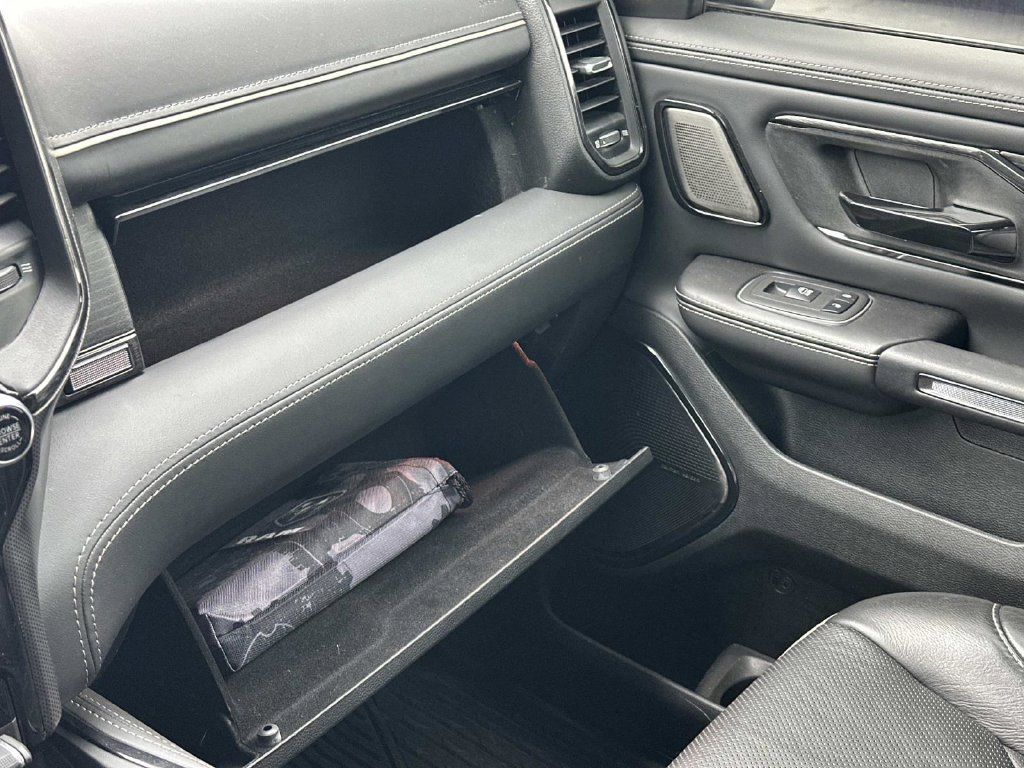 Used 2022 RAM 1500 Limited AWD/4WD image 32