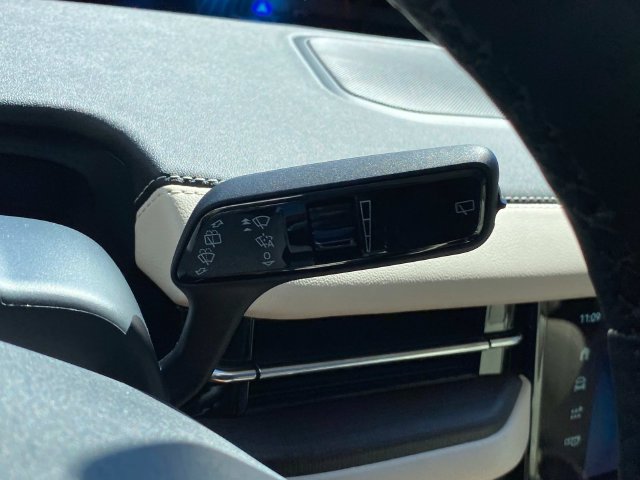 New 2027 Lincoln Navigator Reserve AWD/4WD image 18