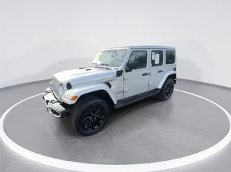 Used 2023 Jeep Wrangler Unlimited Sahara w/ Cold Weather Group video 4