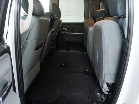 Used 2018 RAM 1500 Big Horn AWD/4WD image 11