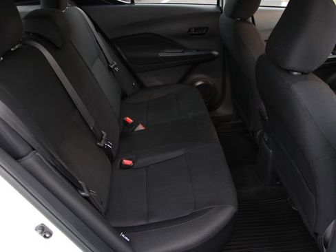 Certified 2025 Nissan Kicks Play S FWD image 30