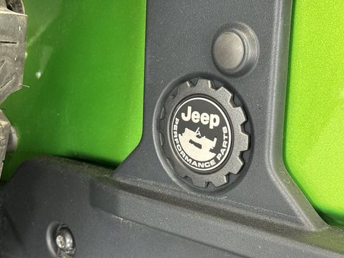 Used 2018 Jeep Wrangler Unlimited Sport S image 34