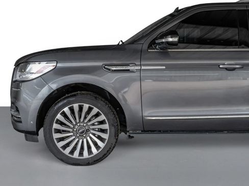 Used 2021 Lincoln Navigator L Reserve w/ Luxury Package AWD/4WD image 10