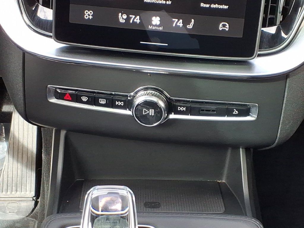 Certified 2026 Volvo XC90 B6 Ultra AWD/4WD image 20