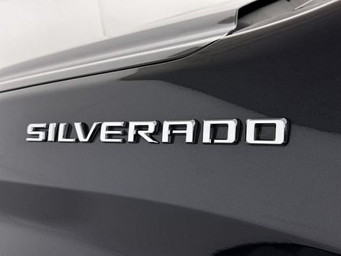 Used 2023 Chevrolet Silverado 1500 LT AWD/4WD image 33