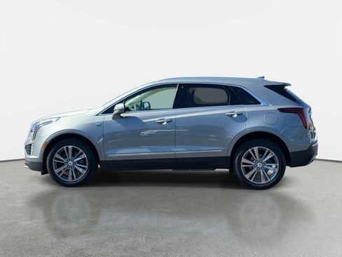 Used 2024 Cadillac XT5 Premium Luxury w/ LPO, Floor Liner Package FWD image 6